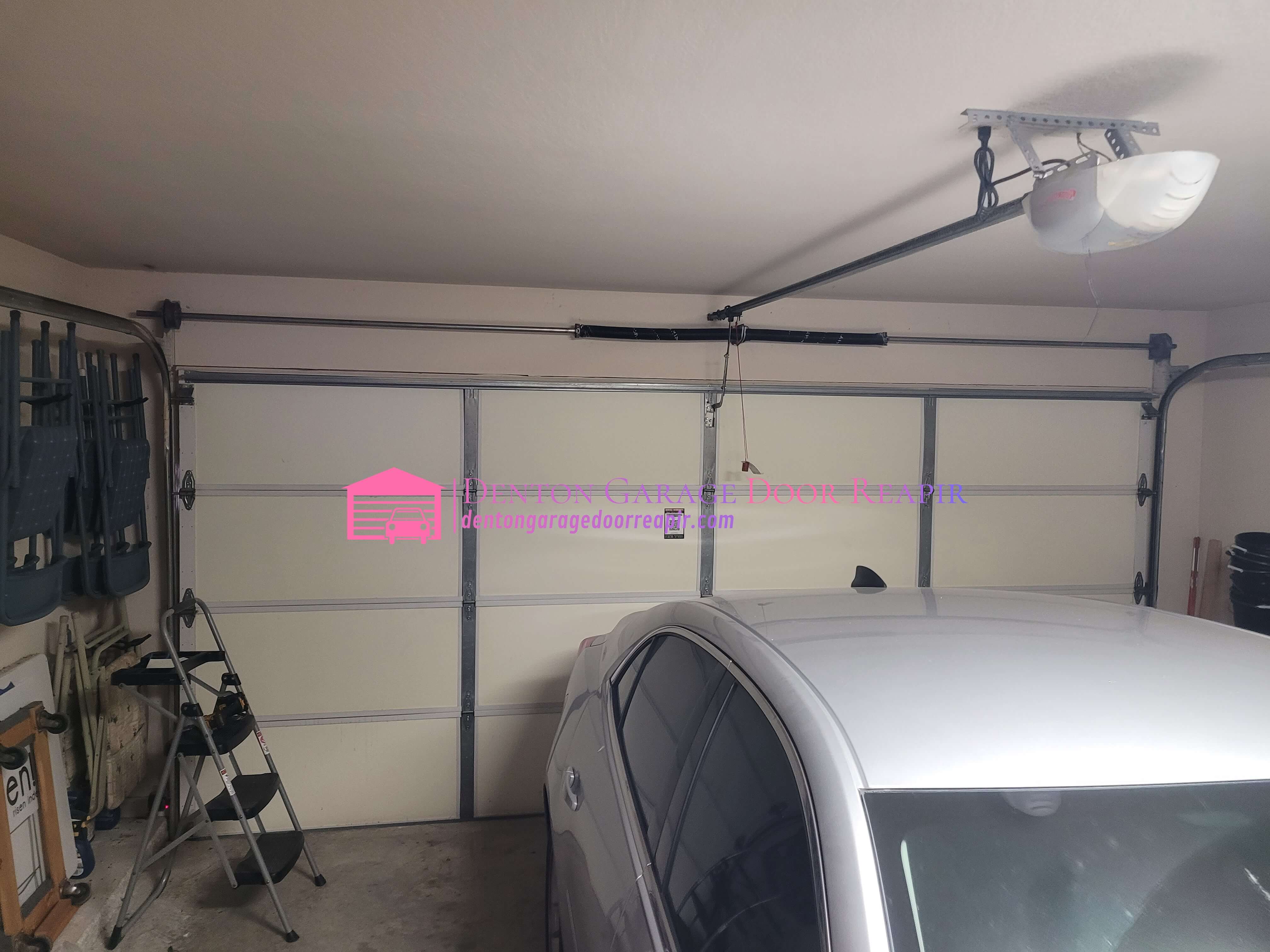 dentongaragedoorreapir.com_genie_garage_door_opener_repair